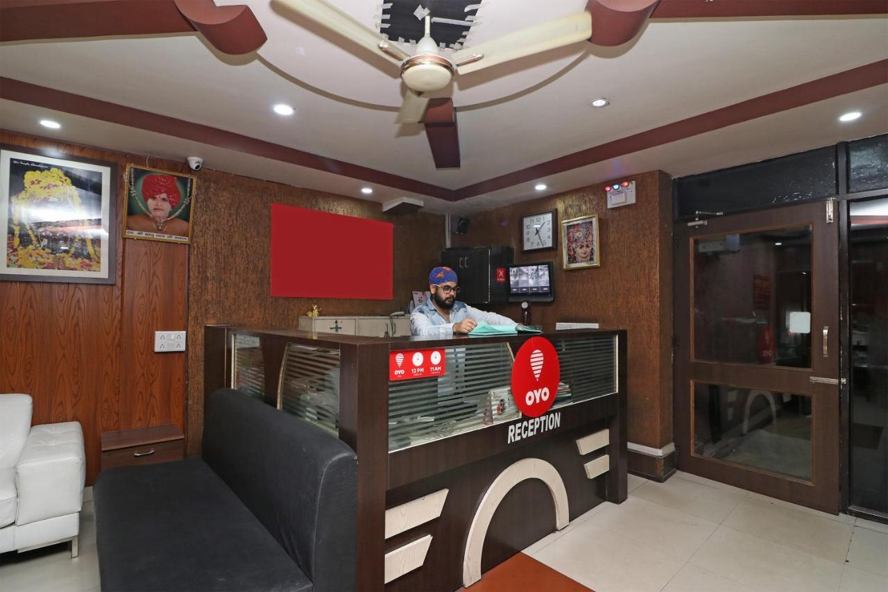 Oyo 2075 Hotel Kota Royal Zewnętrze zdjęcie